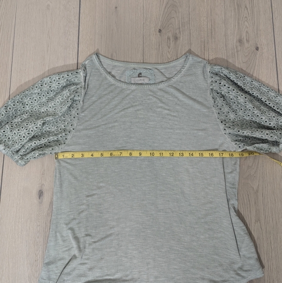 CUPIO pale green size XL puffy sleeve top - Picture 4 of 8